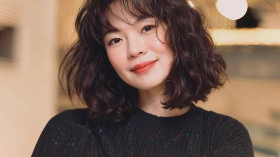 圓臉適合什么發型好看，圓臉顯瘦發型精選：修飾輪廓又減齡的時尚推薦