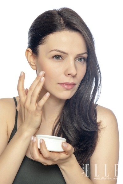 美容編輯不會告訴你 她們每天都會做這些“小動作”！